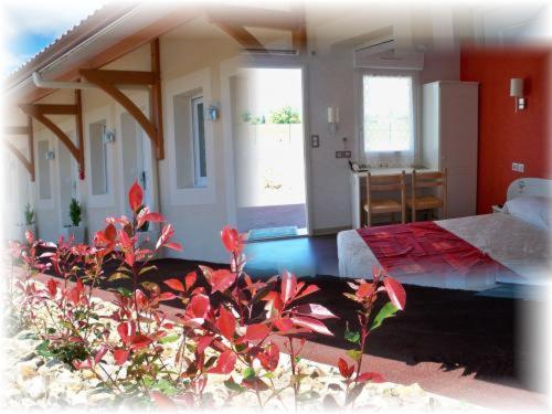 Natur'Hotel Menesplet Bagian luar foto