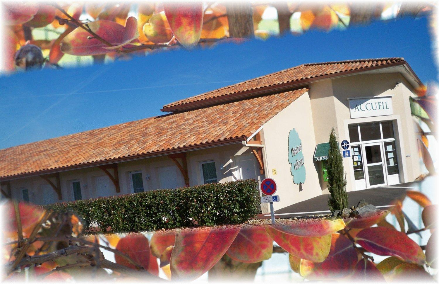 Natur'Hotel Menesplet Bagian luar foto